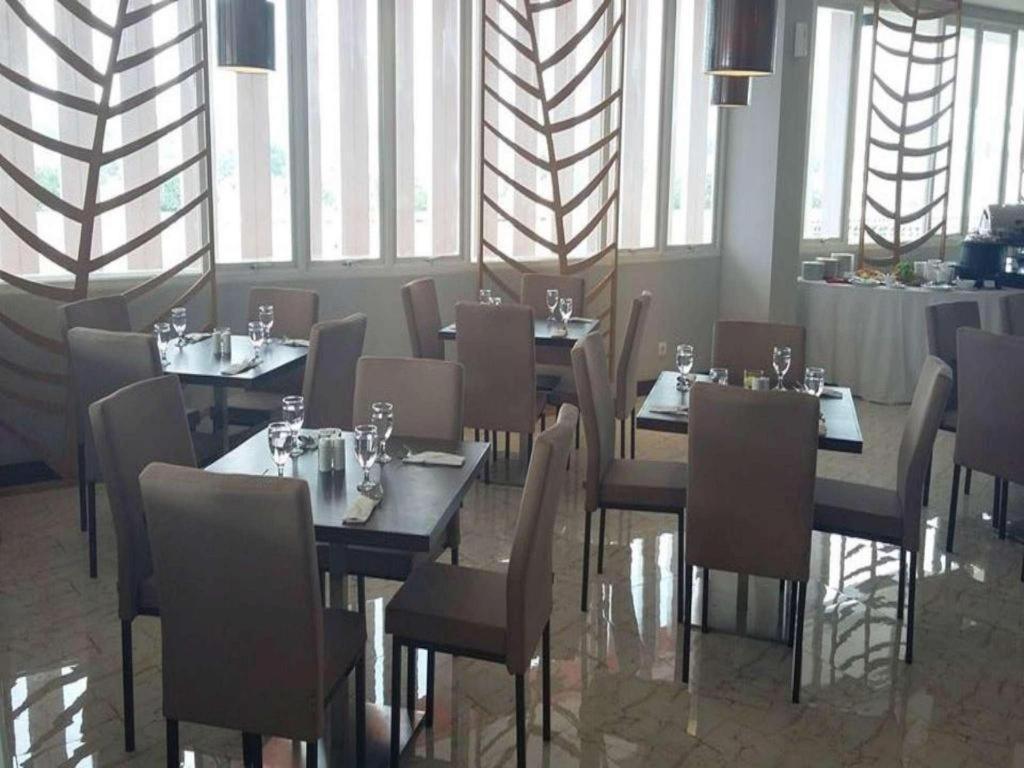 فندق بوجور فالي بوكور المظهر الخارجي الصورة
